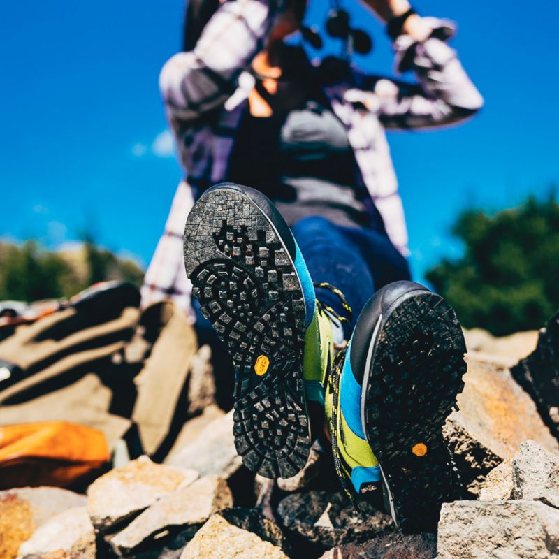 Trekové boty pro turistiku s nohama jako v bavlnce